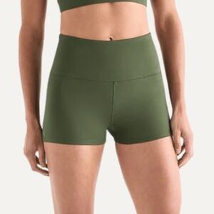 NOBULL Dark Army Matte 2" Training Shorts Workout High Rise Medium New With Tags